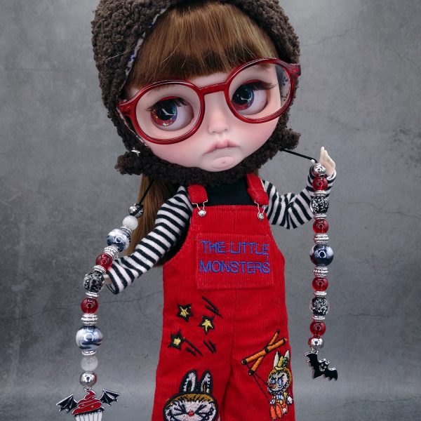 Maddie, muñeca Blythe custom vampiro, de estilo infantil actual