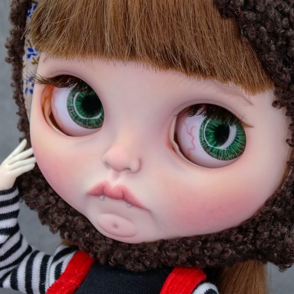 Maddie, muñeca Blythe custom vampiro, de estilo infantil actual