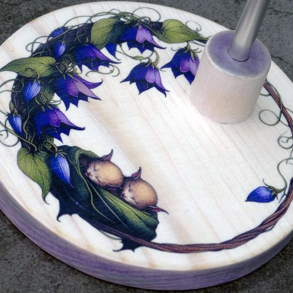 Wooden base for Blythe dolls (and similar dolls, 1/6 scale), with a motif of a couple of bats huddled on a vine with flowers.