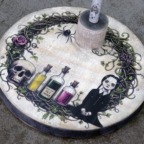 Wooden stand for Blythe dolls (and similar dolls, 1/6 scale), inspired by the Wednesday Addams character. Gothic. With aged effect.